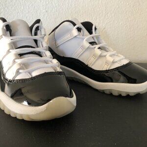 Air Jordan 11 Retro TD 'Gratitude / Defining Moments' 378040-170 - Size 9C